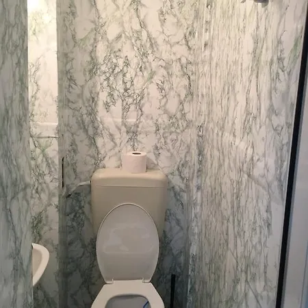 Apartamento Brezoianu Studio
